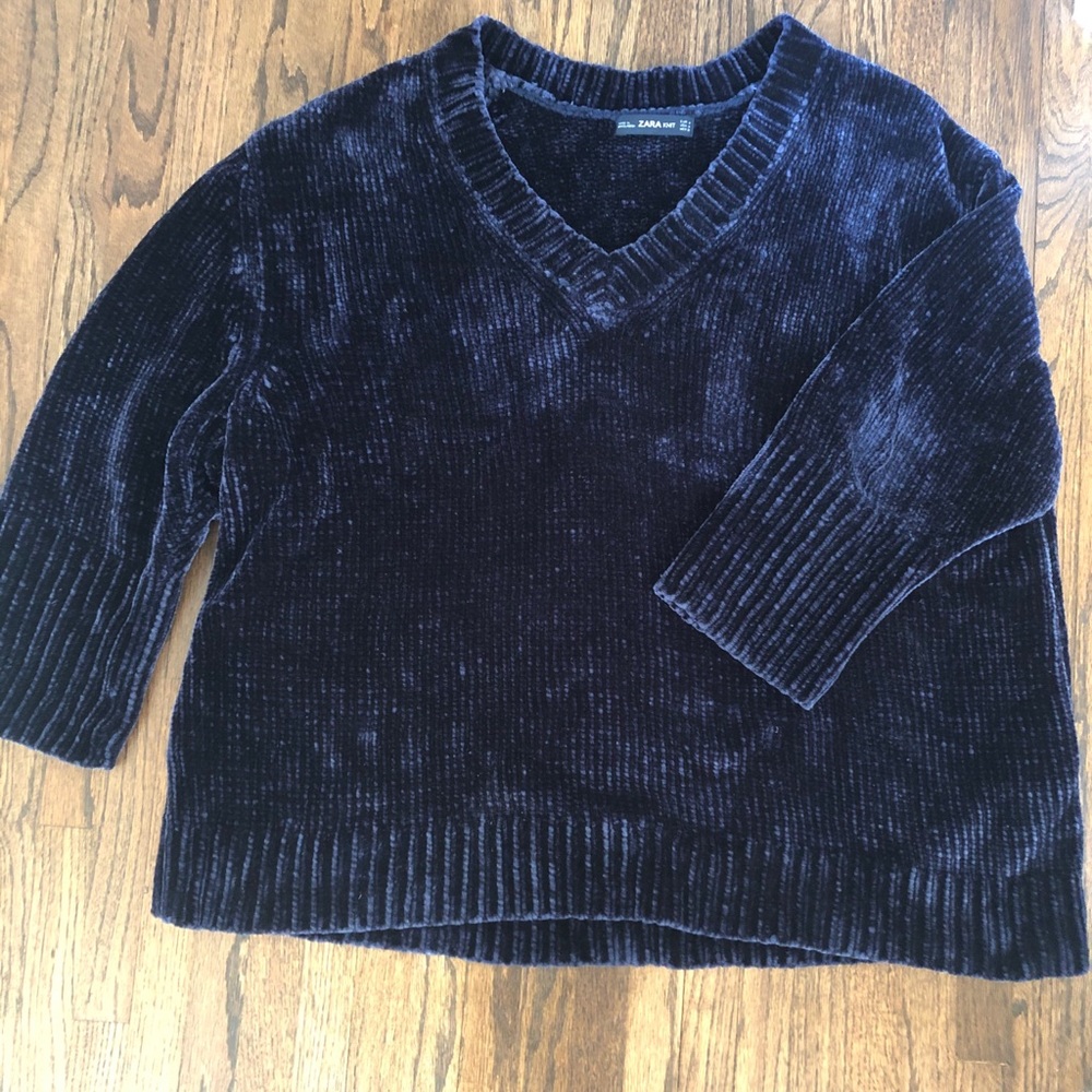 Zara M chenille navy sweater